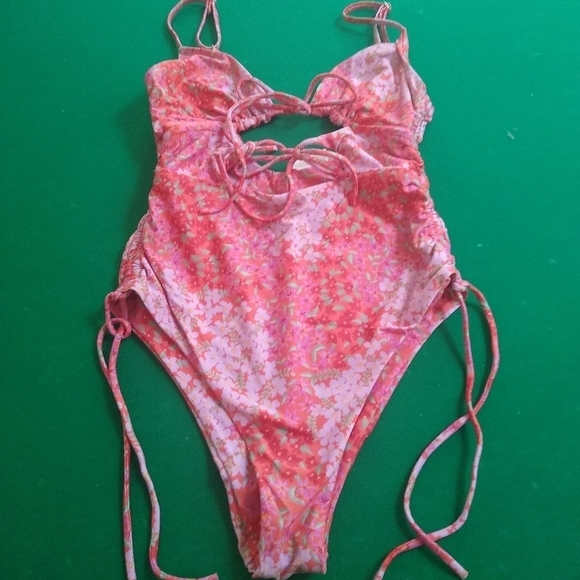 BOUND by Bond-Eye Australia Tied Together Floral Swimsuit - Picture 5 of 8